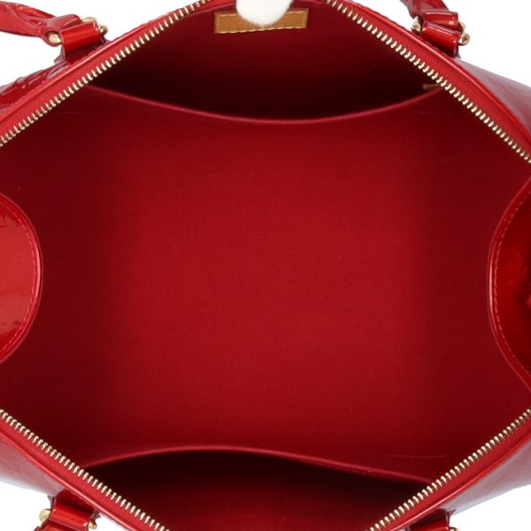 brb00120000002387 5 Louis Vuitton Sherwood GM Vernis Handbag Red