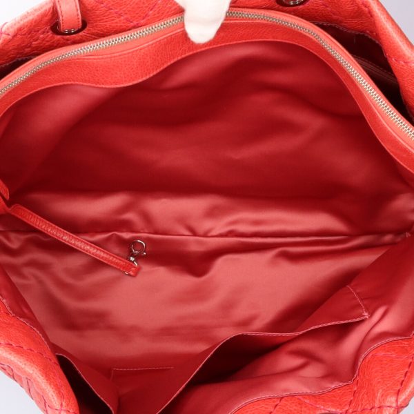 brb00690000006406 6 Chanel On The Road Wild Stitch Leather Tote Bag Red