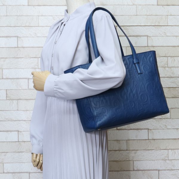 brb01000000001026 2 Salvatore Ferragamo Tote Bag Leather Blue