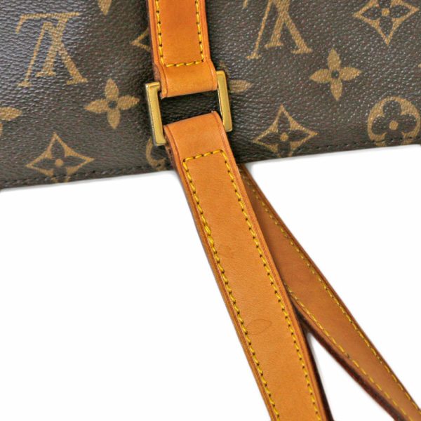 brb01000000002582 9 Louis Vuitton Cava Mezzo Monogram Canvas Shoulder Bag Brown