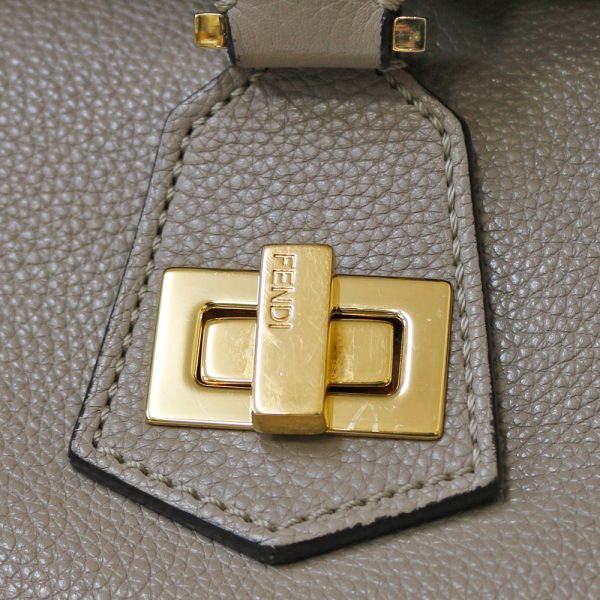 brb01000000003210 10 Fendi Leather Shoulder Bag Gray