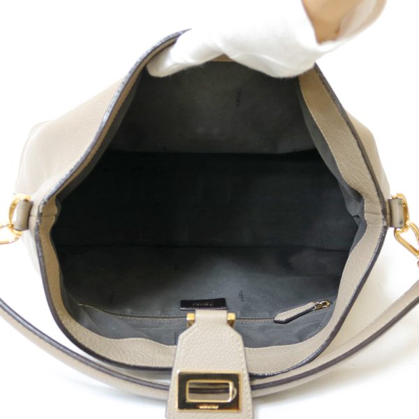 brb01000000003210 7 Fendi Leather Shoulder Bag Gray