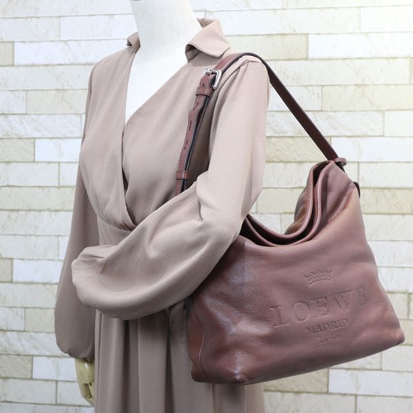 brb01000000003258 2 Loewe Shoulder Bag Leather Brown