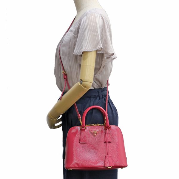 brb01000000003465 2 Prada Leather Shoulder Bag Pink