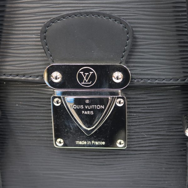 brb01000000003550 8 Louis Vuitton Segur Epi Leather Shoulder Bag Black