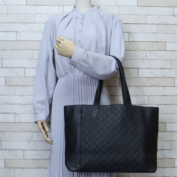 brb01790000003183 2 Louis Vuitton Caba Calf Tote Bag Bag Onyx