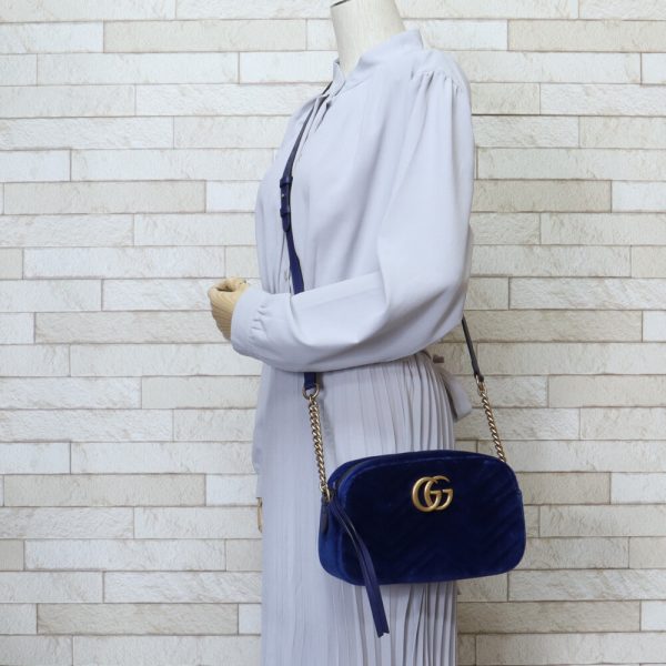 brb01820000000700 2 Gucci Marmont Velor Shoulder Bag Blue