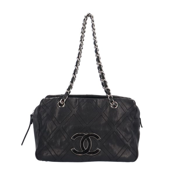 brb02190000005112 1 Chanel Diamond Stitch Leather Shoulder Bag Black