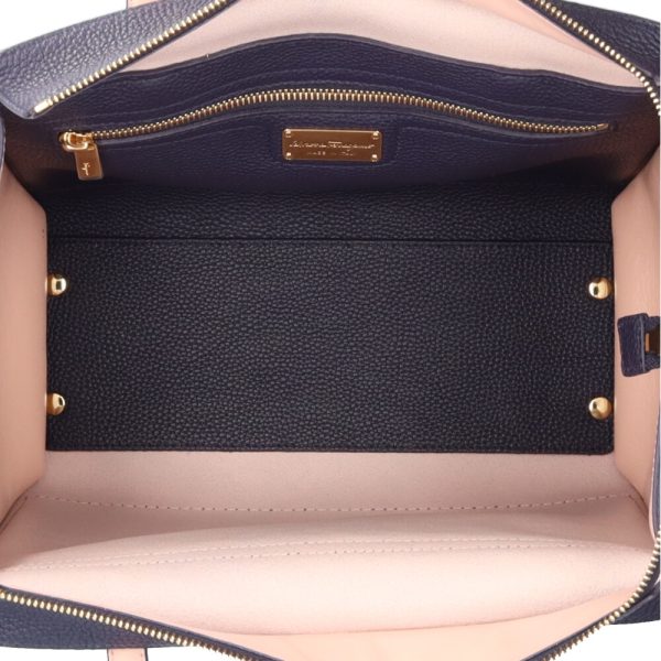 brb02630000004500 5 Salvatore Ferragamo Amy Tote Bag Leather Navy