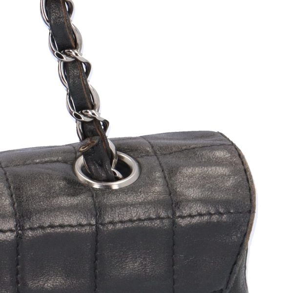 brb02890000000400 7 Chanel 255 Chocolate Bar Lambskin Shoulder Bag Black