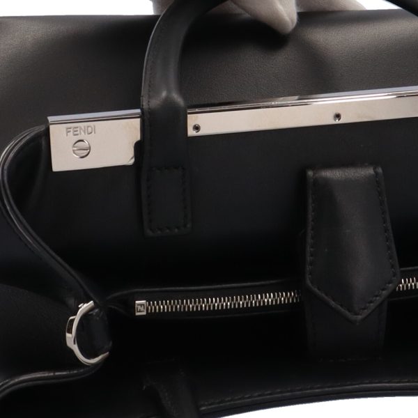 brb03270000000308 7 Fendi Petit Toujours Leather Shoulder Bag Black