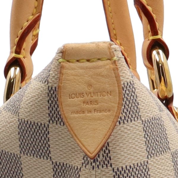 brb03560000004965 9 Louis Vuitton Saleya GM Damier Azur Tote Bag White