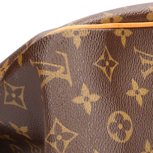 brb03580000000590 16 Louis Vuitton Batignolles Monogram Canvas Shoulder Bag Brown