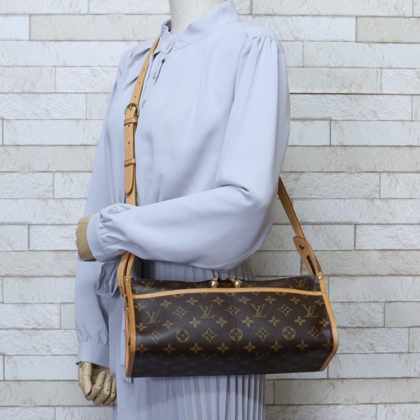 brb10000000000790 2 Louis Vuitton Popincourt Monogram Canvas Shoulder Bag Brown