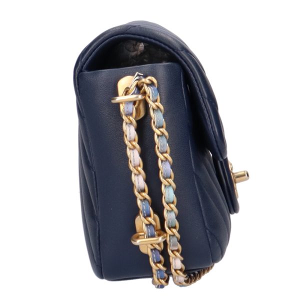 brb10010000010292 4 Chanel Chain V Stitch Lambskin Shoulder Bag Navy