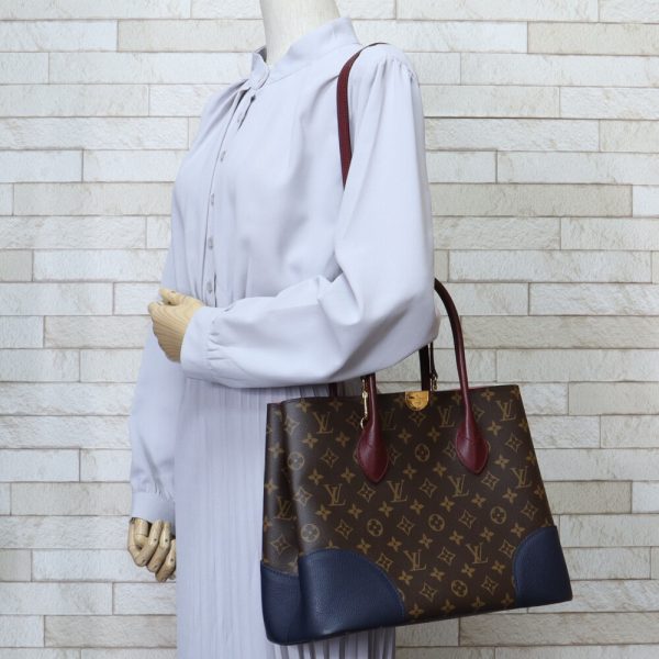 brb10010000010875 2 Louis Vuitton Flandrine Monogram Canvas Shoulder Bag Brown