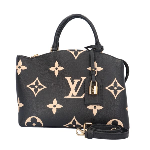 brb10010000013624 1 Louis Vuitton Petit Palais Monogram Canvas Shoulder Bag Black