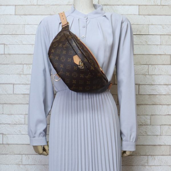 brb10010000014066 2 Louis Vuitton Bum Bag Monogram Body Bag Brown