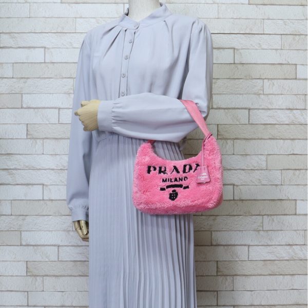 brb10010000014722 2 Prada Re Edition 2000 Terry Mini Bag Pink