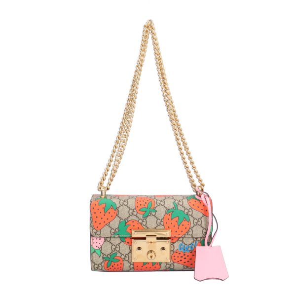 brb10010000014729 1 Gucci Strawberry GG Supreme Canvas Shoulder Bag Beige