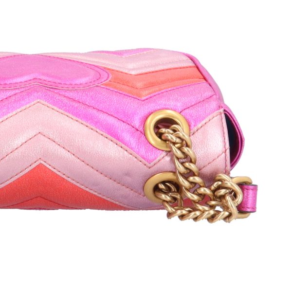 brb10010000014731 7 Gucci Metallic Matelasse Mini GG Marmont Leather Shoulder Bag Pink