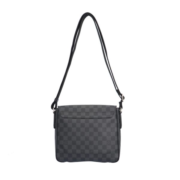 brb10010000014929 3 Louis Vuitton District PM Shoulder Bag Damier Graphite Canvas Black