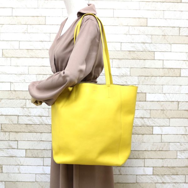 brb29104621 2 Celine Hippo Phantom Shoulder Bag Leather Yellow