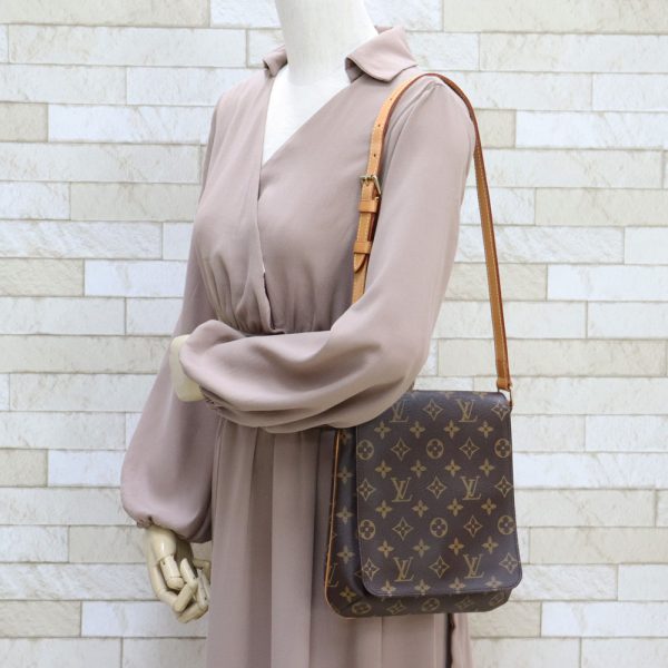 brb31701927 1 Louis Vuitton Musette Salsa Monogram Shoulder Bag Brown