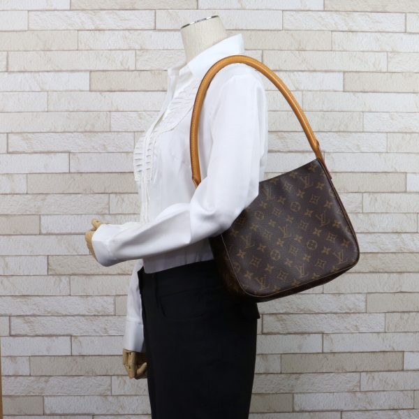 brb31702141 2 Louis Vuitton Looping Monogram Shoulder Bag Brown