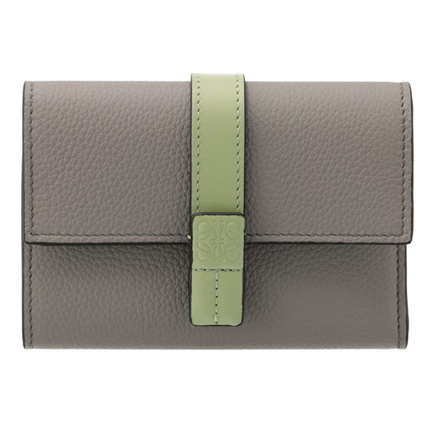 c660s86x018694 1 LOEWE Small Vertical Trifold Wallet