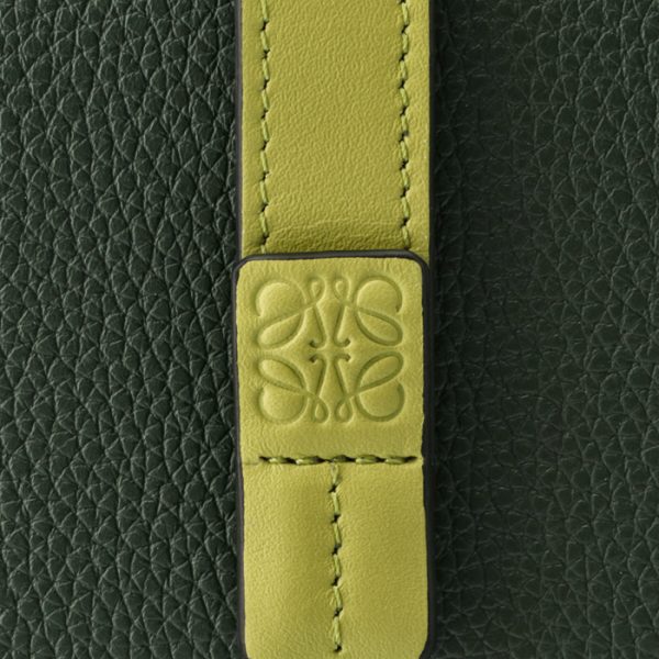 c660z41x0100514437 3 LOEWE Compact Zip Bifold Wallet Green