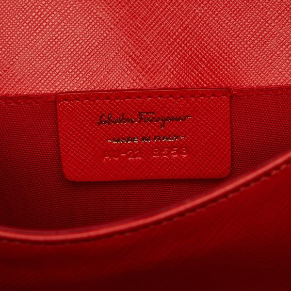 dasjkhyq9k309gsr 6 Salvatore Ferragamo Vara Ribbon Chain Shoulder Bag Red