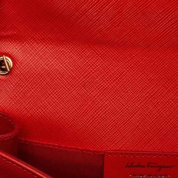 dasjkhyq9k309gsr 8 Salvatore Ferragamo Vara Ribbon Chain Shoulder Bag Red