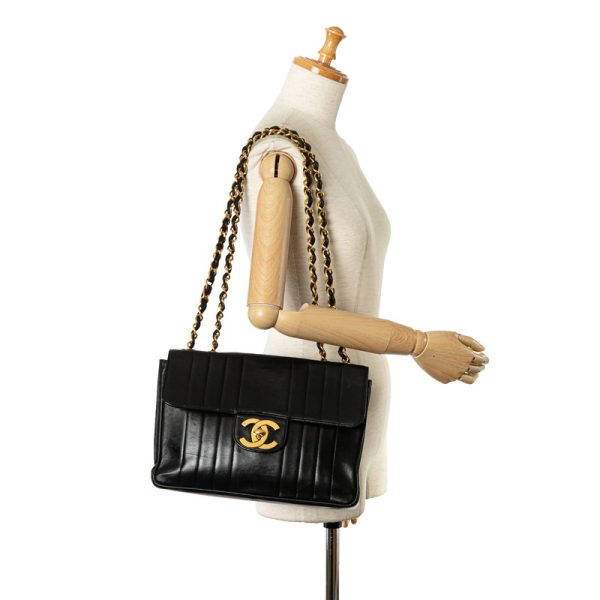 e6jcuxi0gt5uoo7w 13 CHANEL Mademoiselle Coco Mark Double Flap Chain Bag Black Lambskin