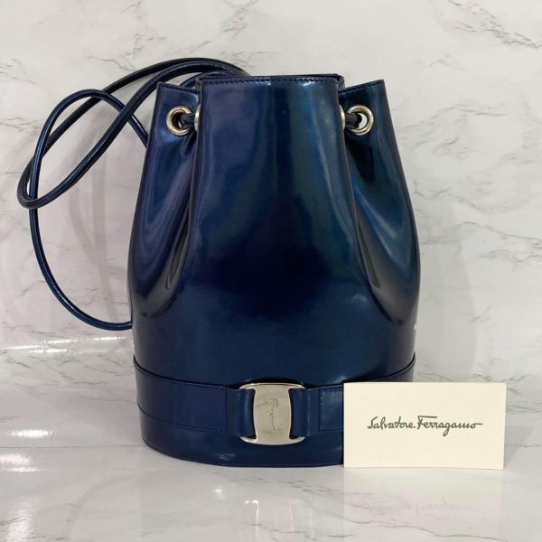 g00250 Salvatore Ferragamo Rucksack Vara Ribbon Navy