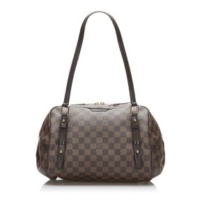 gef8xpi7h1w85hf9 1 Louis Vuitton Triana Handbag Damier