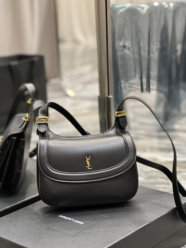 img 0248 Saint Laurent Shoulder Bag Medium