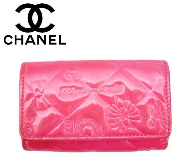 imgrc0063287506 Chanel Icon Enamel 6 Key Case Patent Leather Pink