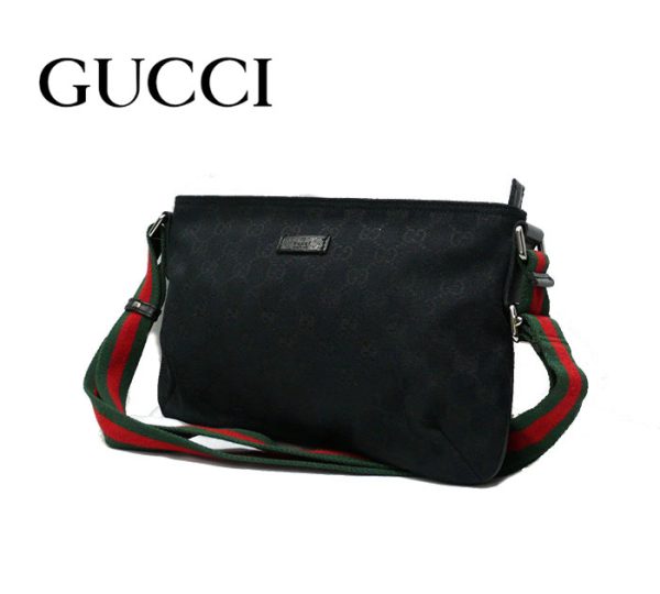 imgrc0065457308 Gucci GG Canvas Sherry Line Shoulder Bag Black