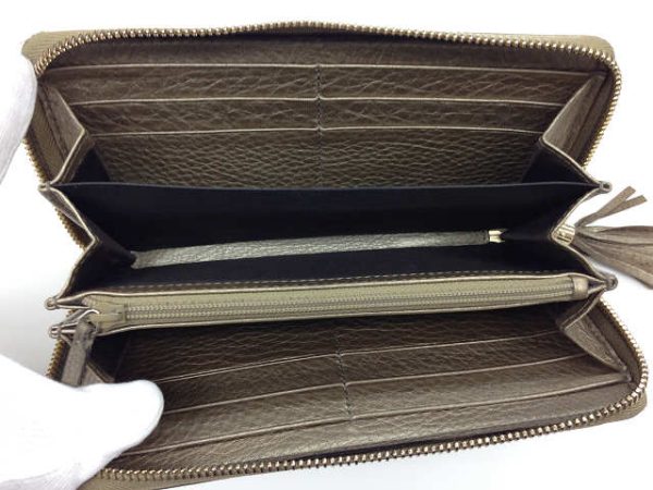 imgrc0066135516 GUCCI Round Zipper Wallet