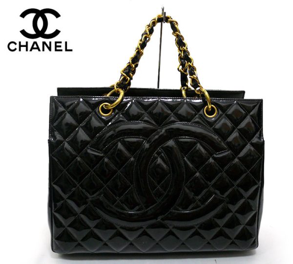 imgrc0066791990 Chanel Enamel Matelasse Chain Handbag Leather Black