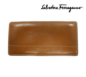 imgrc0067880831 Salvatore Ferragamo Bifold Long Wallet Brown