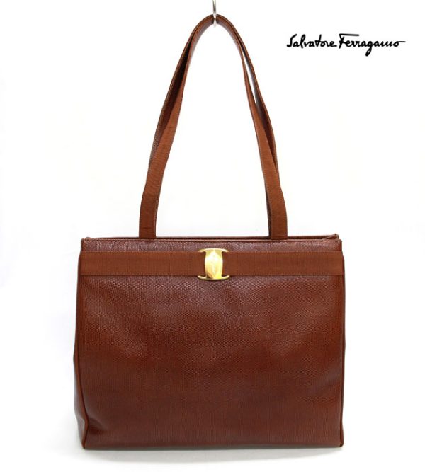 imgrc0068881878 Salvatore Ferragamo Vara Lizard Embossed Shoulder Bag Brown