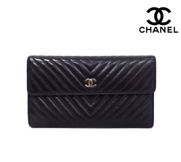 imgrc0069269225 Chanel Chevron Lambskin Trifold Long Wallet Leather Black