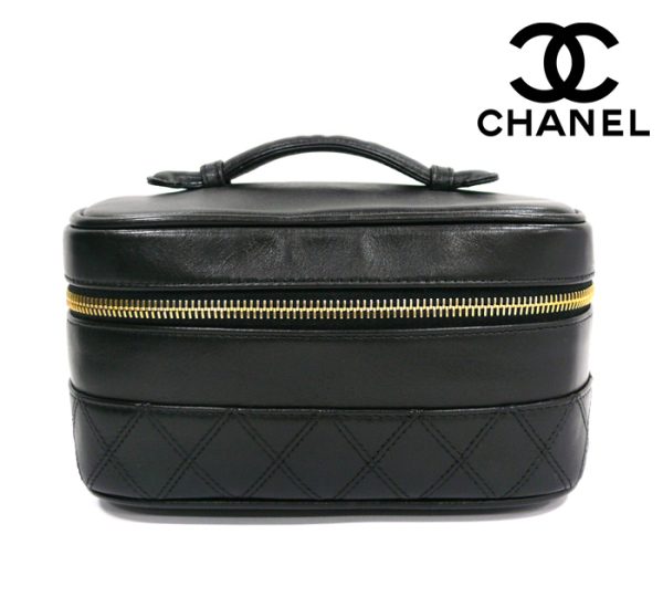 imgrc0070151950 Chanel Horizontal Vanity Calfskin Matelasse Cosmetic Pouch Black