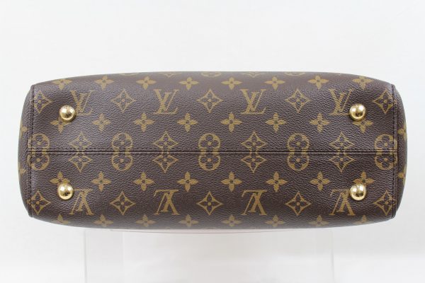 imgrc0071911822 Louis Vuitton Venus Monogram Handbag