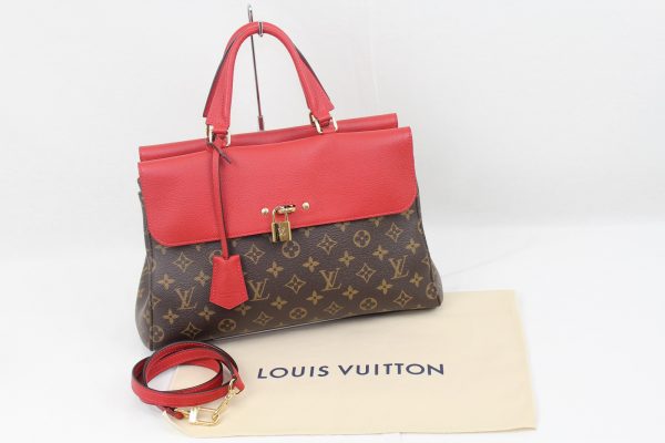 imgrc0071911829 Louis Vuitton Venus Monogram Handbag