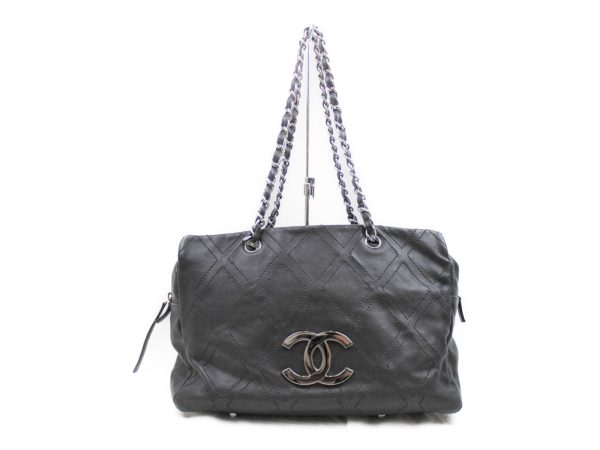 imgrc0073046465 Chanel Grand Shopping Tote Diamond Stitch Black