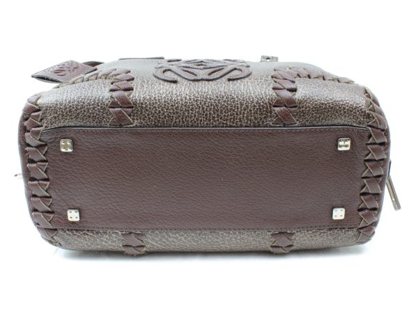 imgrc0073163334 Loewe Amazona 28 Leather Small Compact Brown