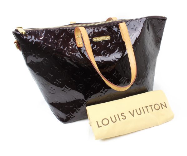 imgrc0073233246 Louis Vuitton Pervieux GM Monogram Vernis Handbag